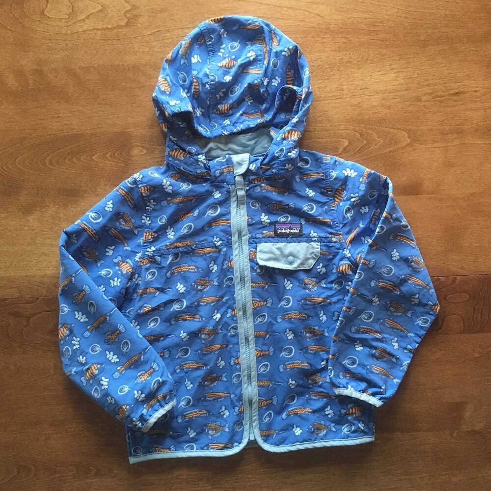 Patagonia fish jacket 5T